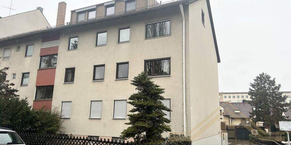 Etagenwohnung Erlangen Innenstadt - 5 Zimmer, 159 m&sup2;, 670.000&euro; | Angebot:25681396