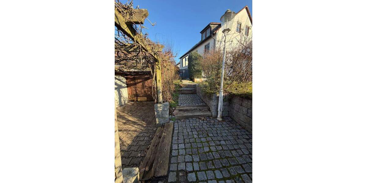 Reihenendhaus Herzogenaurach Niederndorf - 6 Zimmer, 139 m&sup2;, 585.000&euro; | Angebot:26825061