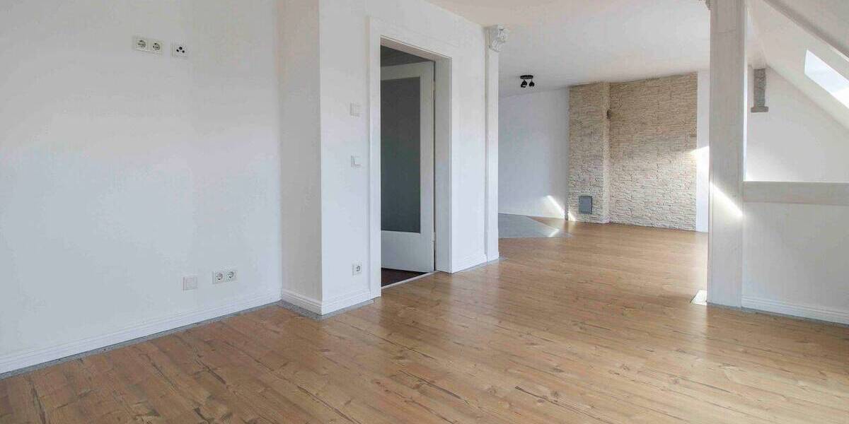 Mehrfamilienhaus, Wohnhaus Fürth Unterfarrnbach - 7 Zimmer, 230 m&sup2;, 528.000&euro; | Angebot:26055211