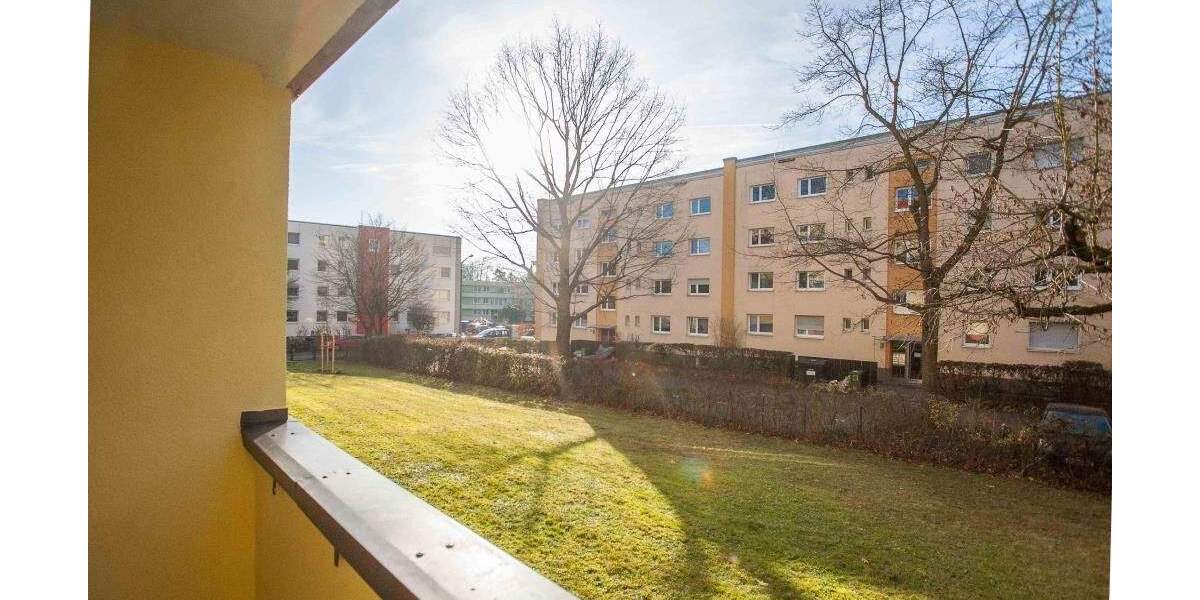 Etagenwohnung Erlangen Sieglitzhof - 2 Zimmer, 63 m&sup2;, 242.000&euro; | Angebot:25771732