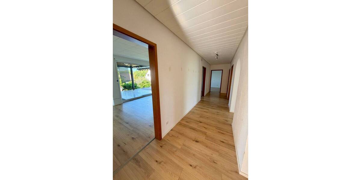 Einfamilienhaus Veitsbronn - 4 Zimmer, 124 m&sup2;, 1.450&euro; | Angebot:26673006