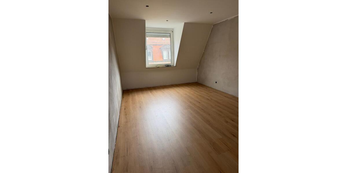 Etagenwohnung Nürnberg Sankt Leonhard - 3 Zimmer, 71 m&sup2;, 825&euro; | Angebot:25975893