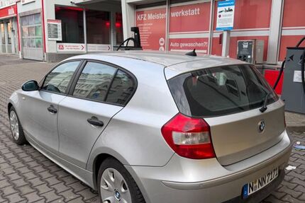 BMW 118 213.000 km 2.799 &euro; Nürnberg 90443