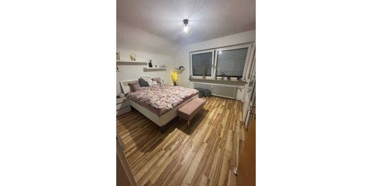 Etagenwohnung Nürnberg Schoppershof - 3 Zimmer, 80 m&sup2;, 265.000&euro; | Angebot:26657099