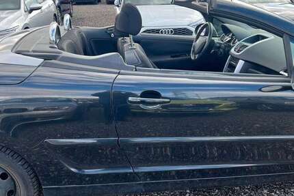 Peugeot 207 111.800 km 2.700 &euro; Roßtal 90574