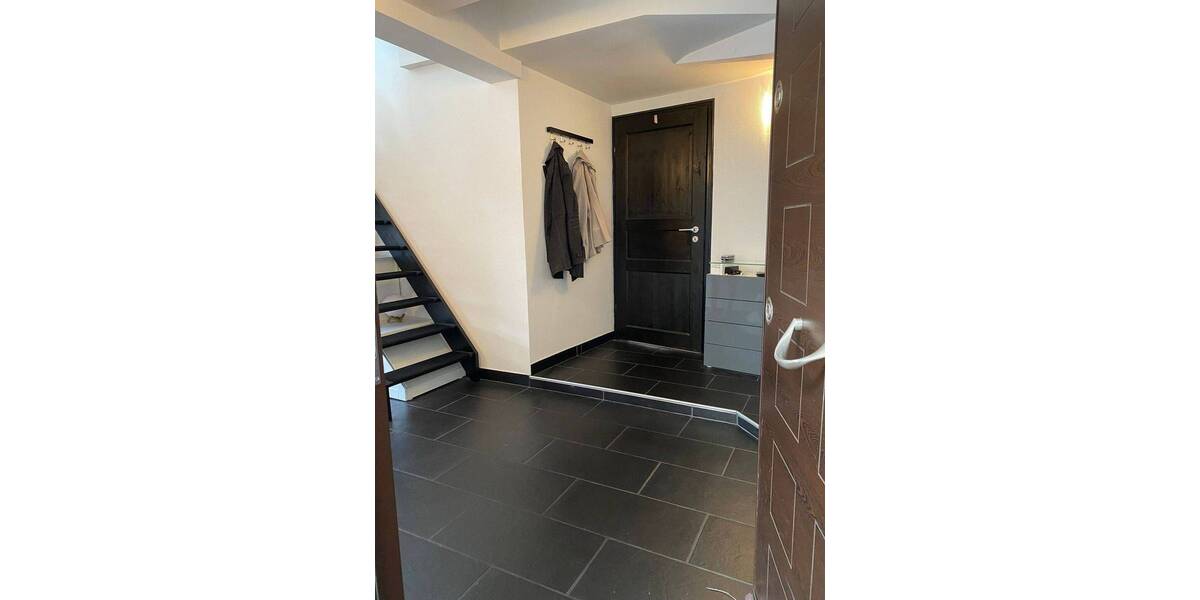 Etagenwohnung Fürth Innenstadt - 4 Zimmer, 164 m&sup2;, 2.000&euro; | Angebot:26894514
