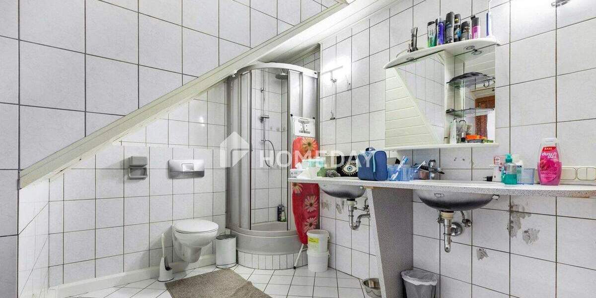 Mehrfamilienhaus, Wohnhaus Hagenbüchach - 5 Zimmer, 135 m&sup2;, 454.000&euro; | Angebot:25773248