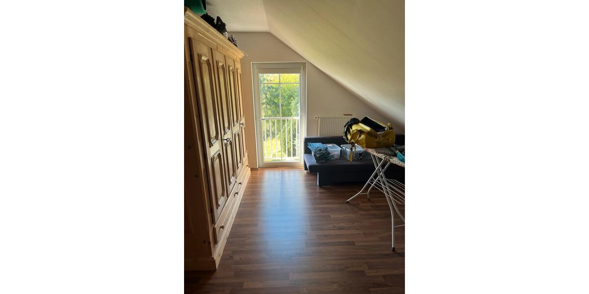 Einfamilienhaus Altdorf bei Nürnberg - 4.5 Zimmer, 150 m&sup2;, 1.900&euro; | Angebot:26640561