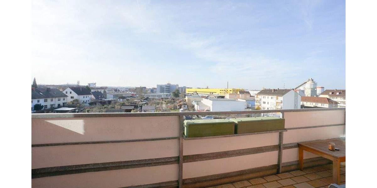 Etagenwohnung Nürnberg Höfen - 2 Zimmer, 67 m&sup2;, 815&euro; | Angebot:25879173