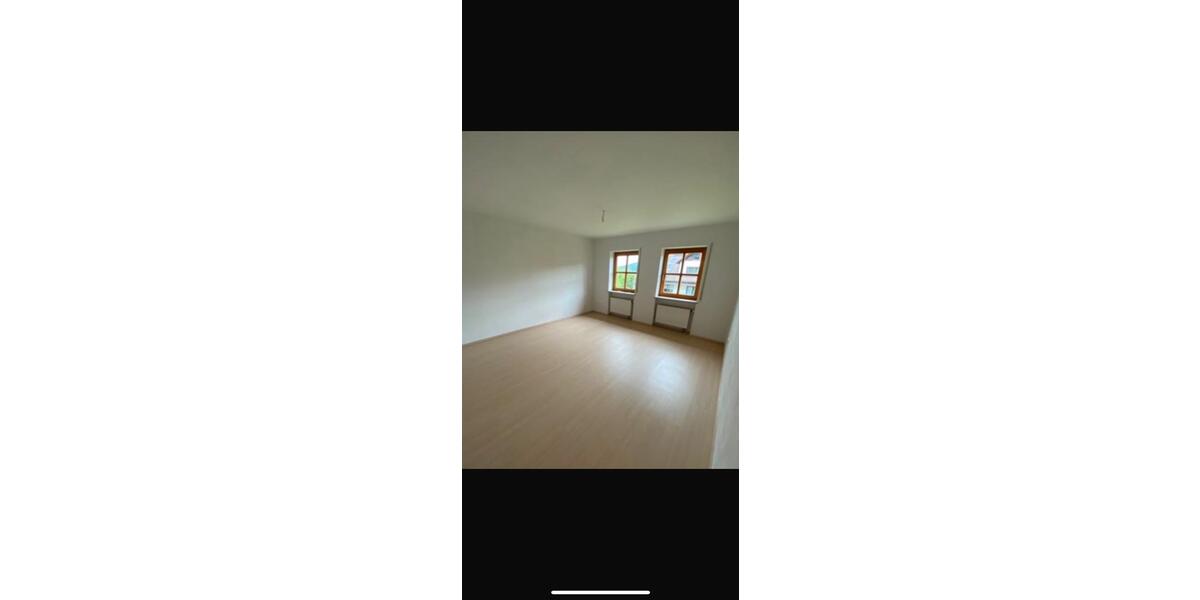 Erdgeschoßwohnung Altdorf bei Nürnberg - 3.5 Zimmer, 110 m&sup2;, 1.400&euro; | Angebot:25929832