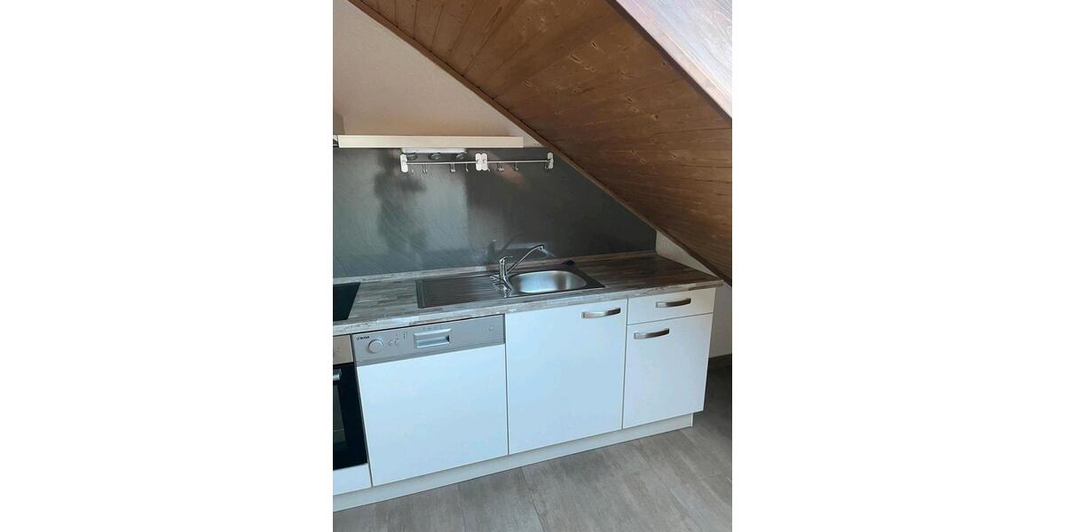Dachgeschoßwohnung Erlangen Alterlangen - 3 Zimmer, 60 m&sup2;, 680&euro; | Angebot:27582423