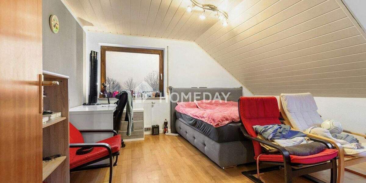 Mehrfamilienhaus, Wohnhaus Hagenbüchach - 5 Zimmer, 135 m&sup2;, 454.000&euro; | Angebot:25773248