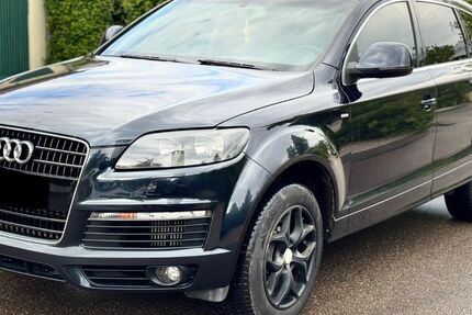 Audi Q7 419.000 km 4.990 &euro; Stein 90547