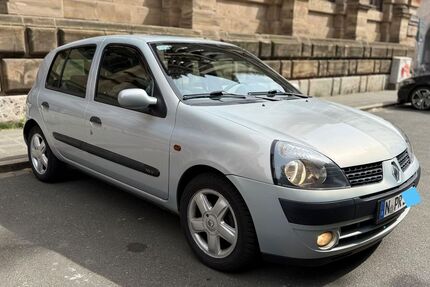 Renault Clio 237.700 km 1.400 &euro; Nürnberg 90453