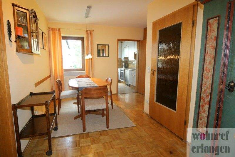 Etagenwohnung Erlangen Erlangen-Süd - 3 Zimmer, 83 m&sup2;, 1.300&euro; | Angebot:25862567