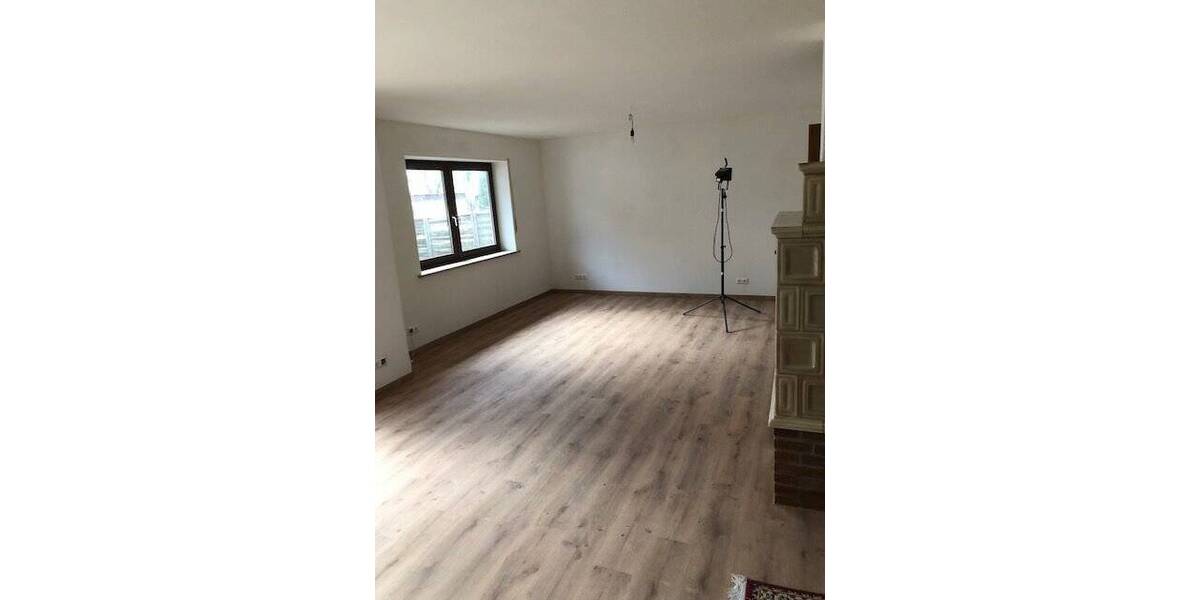 Einfamilienhaus Erlangen Büchenbach - 4 Zimmer, 138 m&sup2;, 2.100&euro; | Angebot:26788041