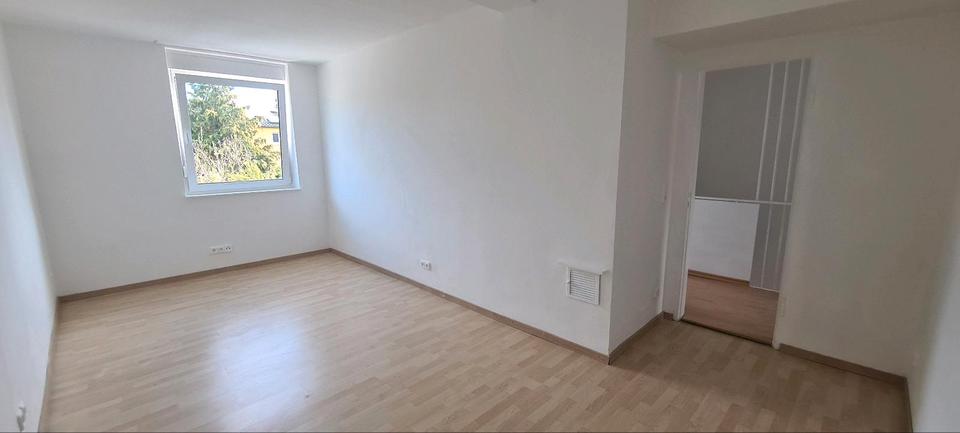 Reihenhaus Nürnberg Langwasser - 7 Zimmer, 98 m&sup2;, 398.000&euro; | Angebot:25781458