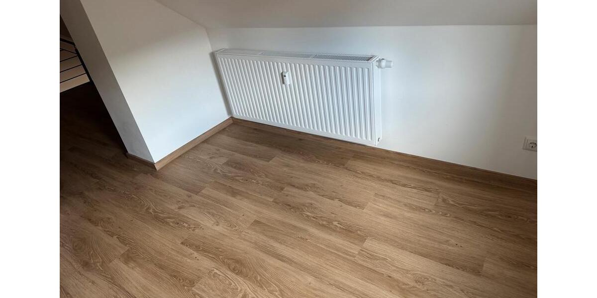 Etagenwohnung Forchheim - 2 Zimmer, 80 m&sup2;, 850&euro; | Angebot:26639707