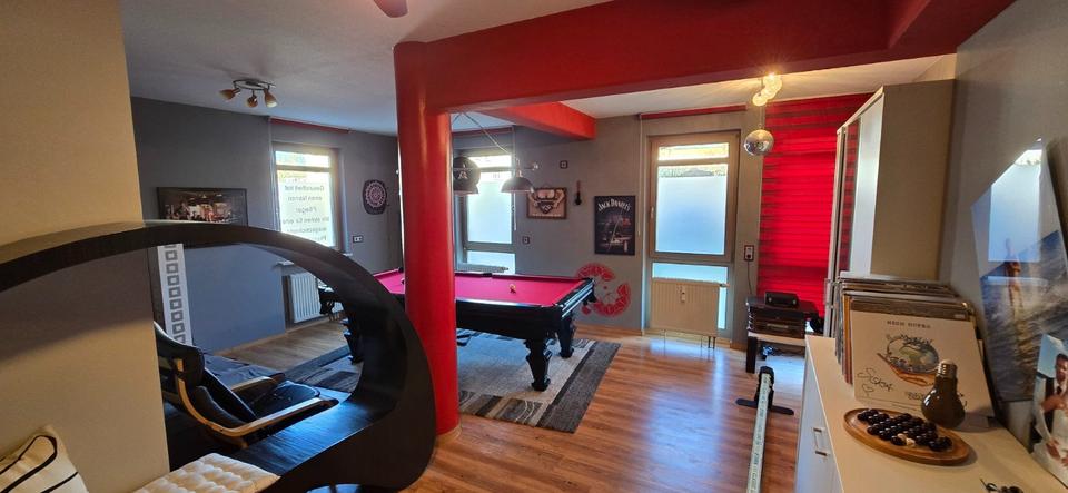 Erdgeschoßwohnung Heilsbronn - 9 Zimmer, 220 m&sup2;, 598.000&euro; | Angebot:25961632