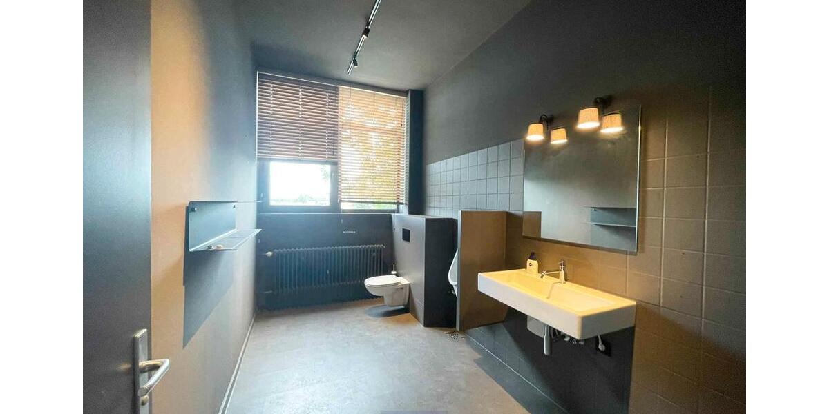 Gewerbeobjekt Erlangen Bruck - 5&euro; | Angebot:23224218