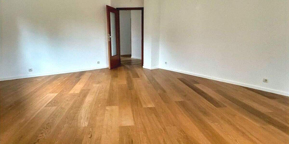 Etagenwohnung Zirndorf - 2 Zimmer, 68 m&sup2;, 244.000&euro; | Angebot:25671102