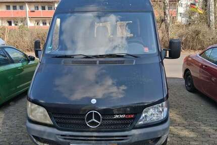 Mercedes-Benz 208 172.000 km 5.500 &euro; Nürnberg 90423