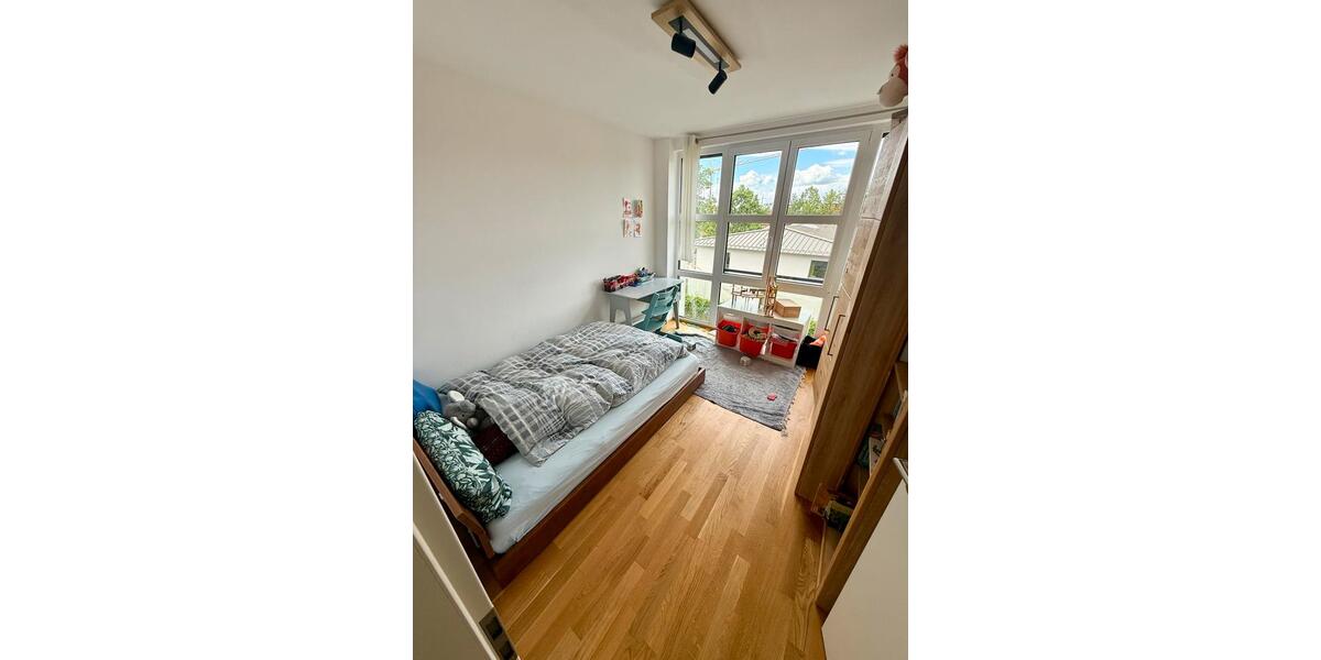 Etagenwohnung Erlangen Am Anger - 4 Zimmer, 114 m&sup2;, 2.150&euro; | Angebot:26549940