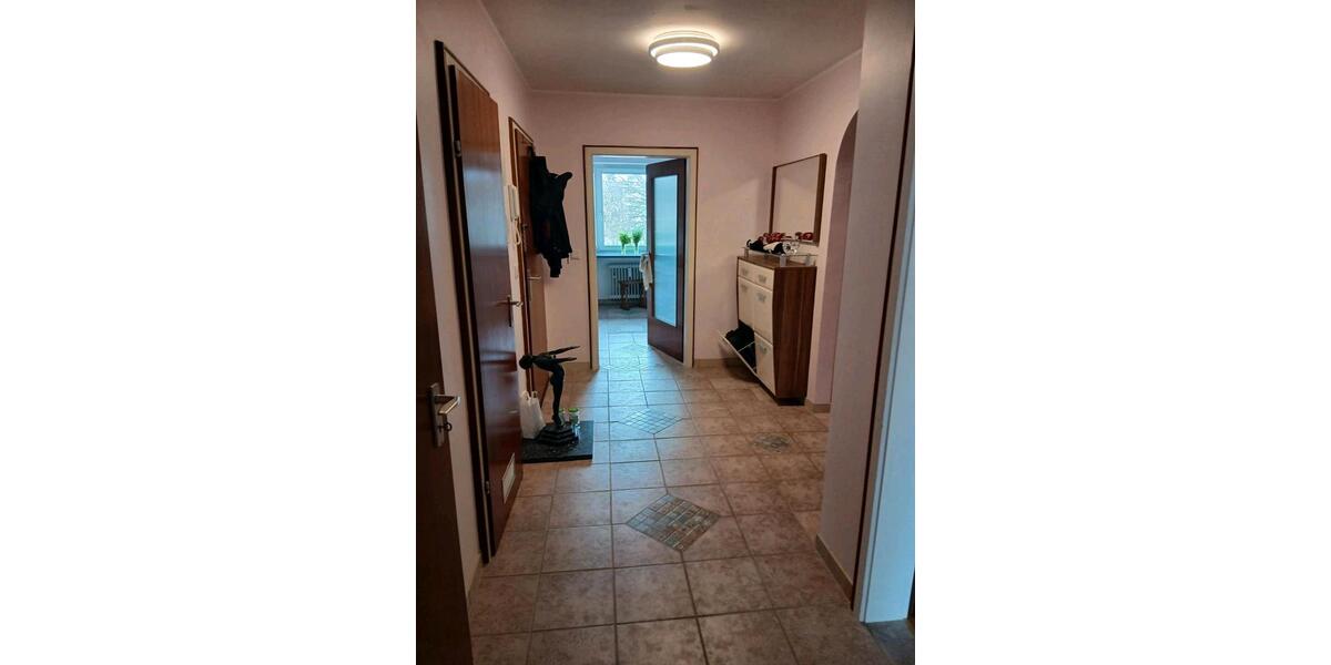 Etagenwohnung Nürnberg Falkenheim - 3 Zimmer, 77 m&sup2;, 1.000&euro; | Angebot:25964190