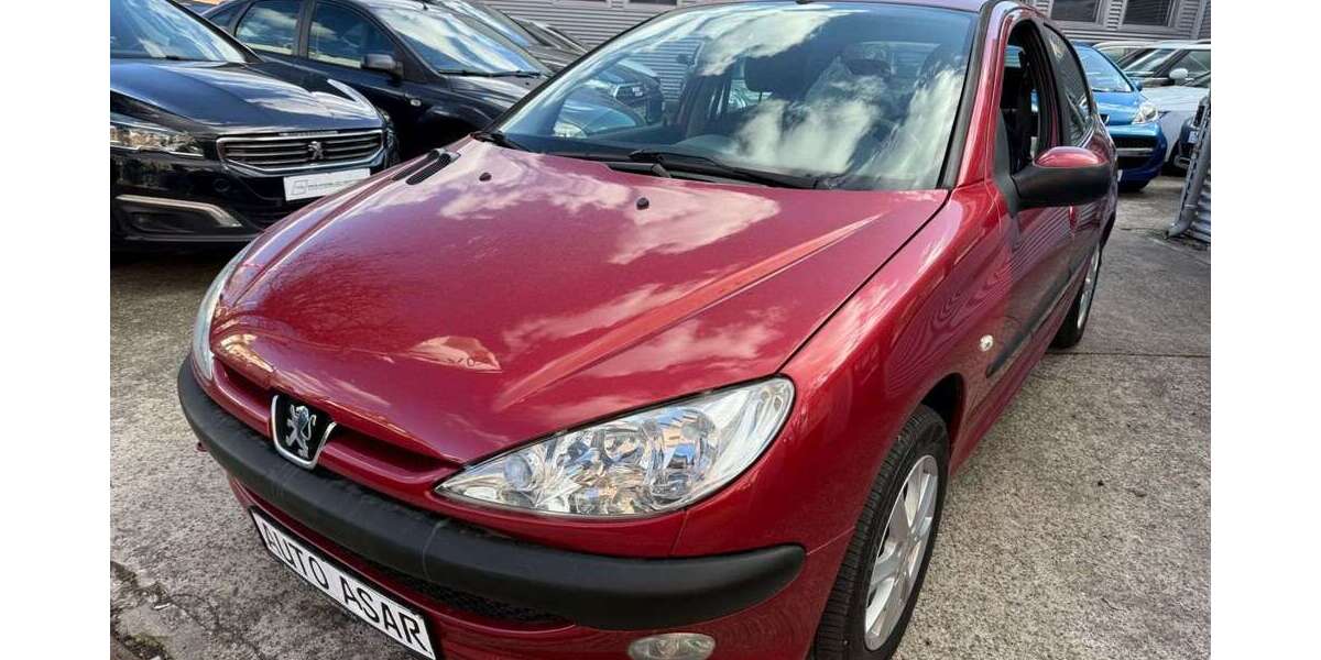 Peugeot 206 124.000 km 1.480 &euro; Fuerth 90763