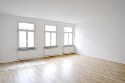 Stilvoll wohnen im Altbau – kernsanierte Wohnung mit großzügigen, hellen Räumen, hohen Decken und optionaler Garage - Wohnung Fürth 10809563000 | Angebot:27620902