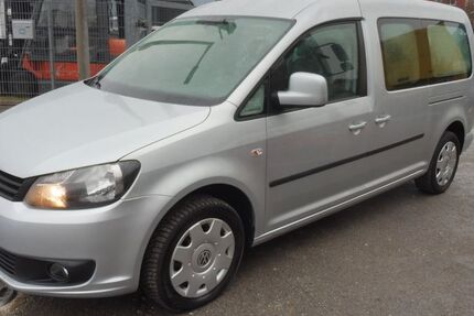 VW Caddy 259.416 km 8.900 &euro; Fürth 90763
