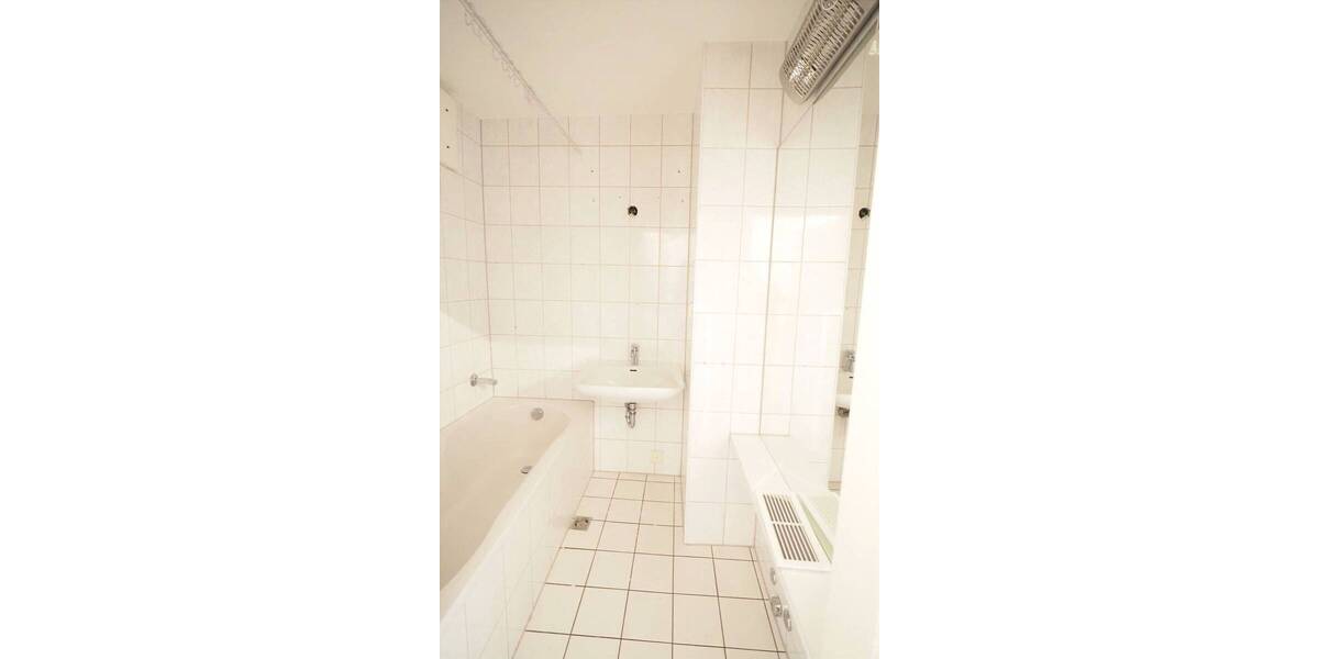 Etagenwohnung Nürnberg Maxfeld - 3 Zimmer, 93 m&sup2;, 1.220&euro; | Angebot:26674881