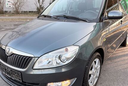 Skoda Fabia 70.000 km 8.990 &euro; Fürth 90763