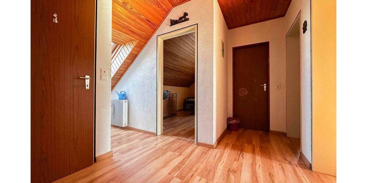 Doppelhaushälfte Nürnberg Schweinau - 8 Zimmer, 179 m&sup2;, 589.000&euro; | Angebot:26028374