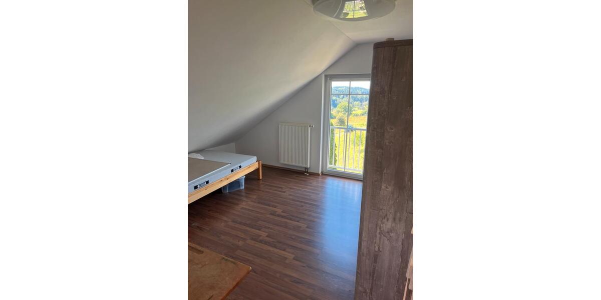 Einfamilienhaus Altdorf bei Nürnberg - 4.5 Zimmer, 150 m&sup2;, 1.900&euro; | Angebot:26640561