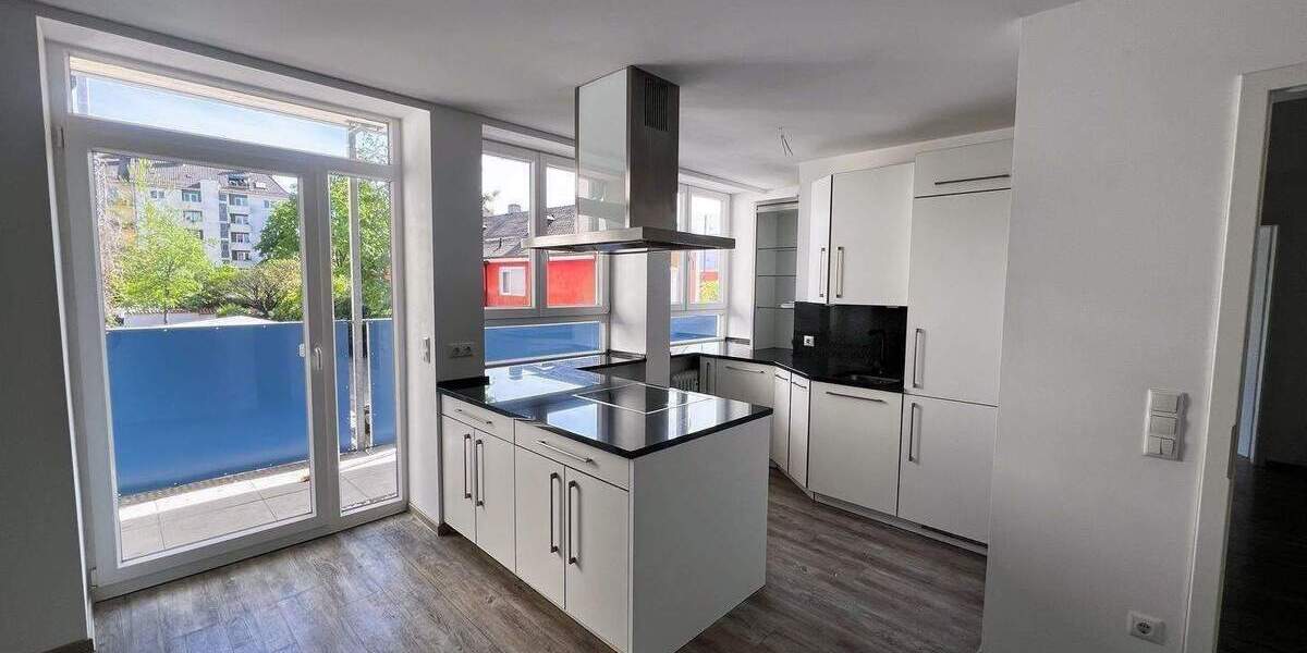 Etagenwohnung Nürnberg Steinbühl - 2 Zimmer, 65 m&sup2;, 1.000&euro; | Angebot:26673039
