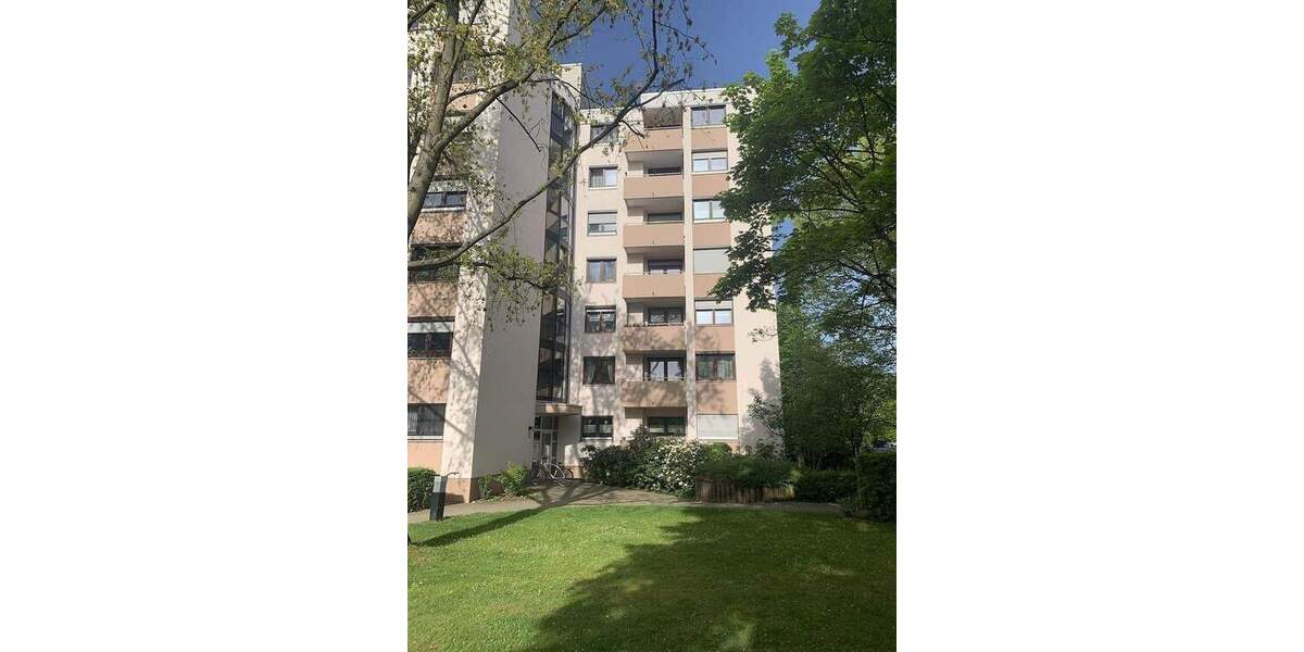 Etagenwohnung Nürnberg Schweinau - 4 Zimmer, 98 m&sup2;, 379.000&euro; | Angebot:25835771