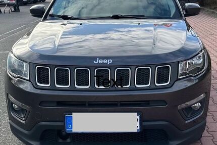 Jeep Compass 294.862 km 9.599 &euro; Fürth 90768