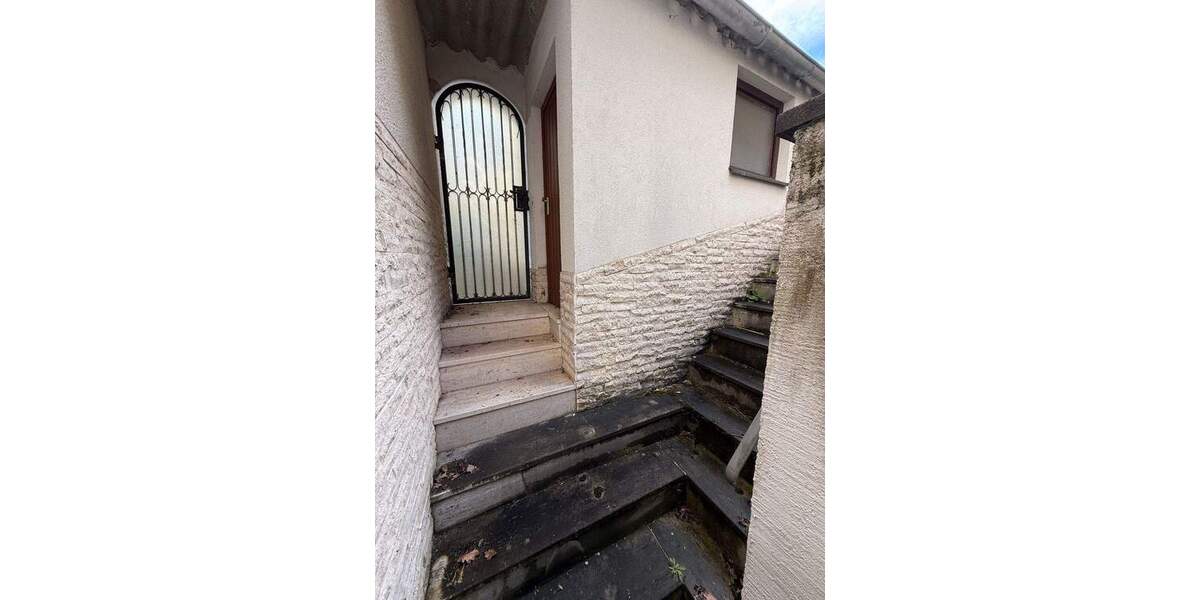 Einfamilienhaus Roßtal-1 Roßtal - 7 Zimmer, 133 m&sup2;, 390.000&euro; | Angebot:25703799