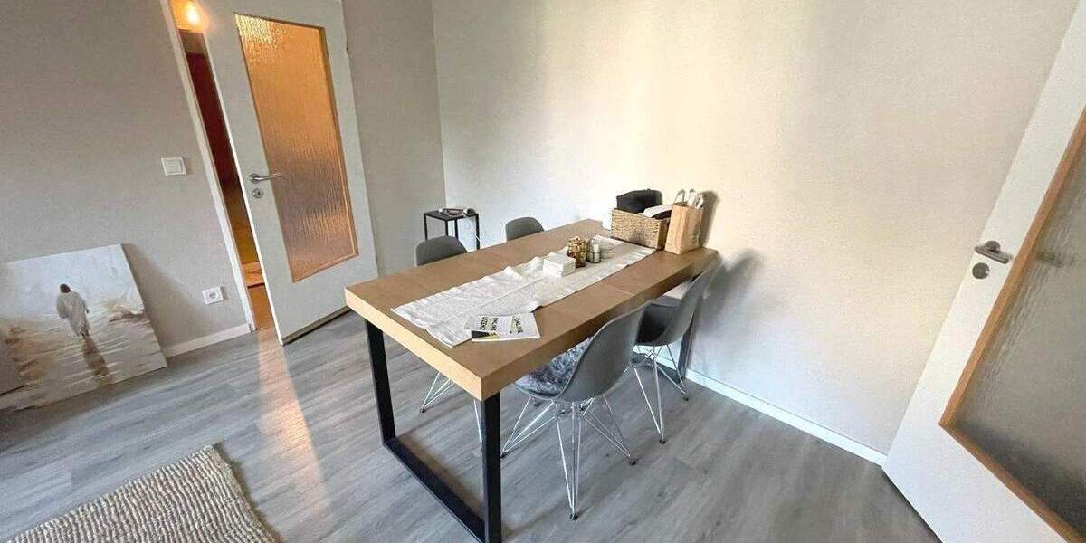 Etagenwohnung Nürnberg Schniegling - 2 Zimmer, 54 m&sup2;, 195.000&euro; | Angebot:25982950