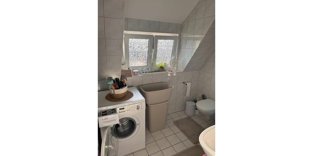 Dachgeschoßwohnung Forchheim - 3 Zimmer, 75 m&sup2;, 780&euro; | Angebot:26633312