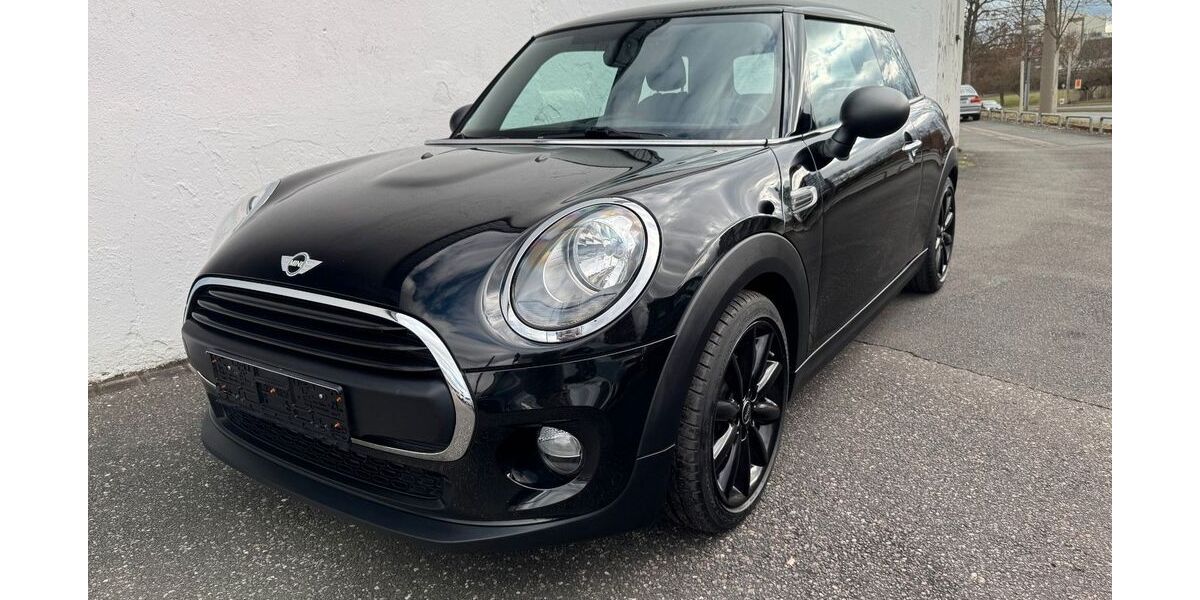Mini ONE 93.450 km 11.300 &euro; Nürnberg 90425
