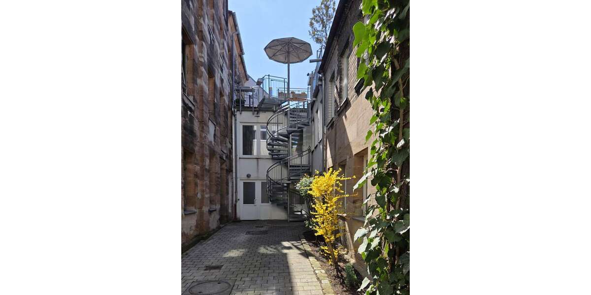 Etagenwohnung Fürth Innenstadt - 2 Zimmer, 77 m&sup2;, 785&euro; | Angebot:26032460