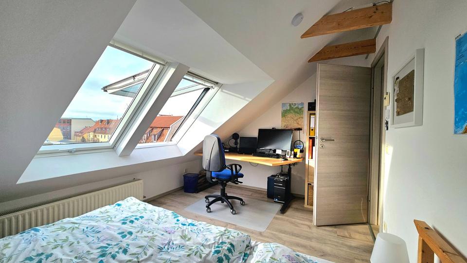 Dachgeschoßwohnung Nürnberg Gibitzenhof - 3 Zimmer, 99 m&sup2;, 369.000&euro; | Angebot:25948090