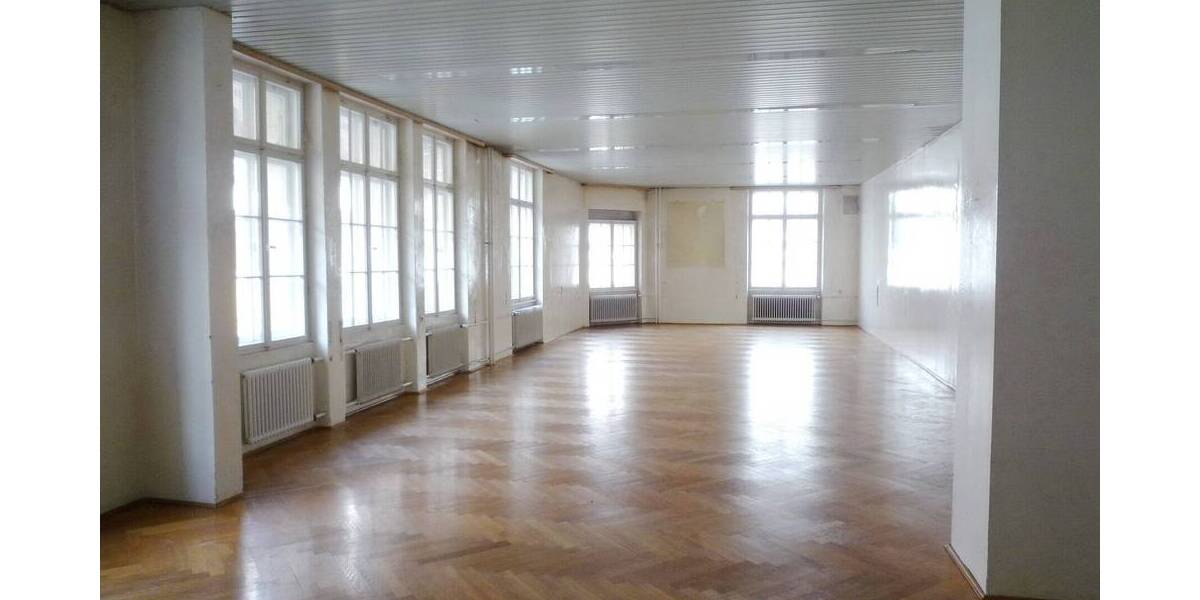 Gewerbeobjekt Nürnberg Wöhrd - 5 Zimmer, 250 m&sup2;, 2.637&euro; | Angebot:25707990