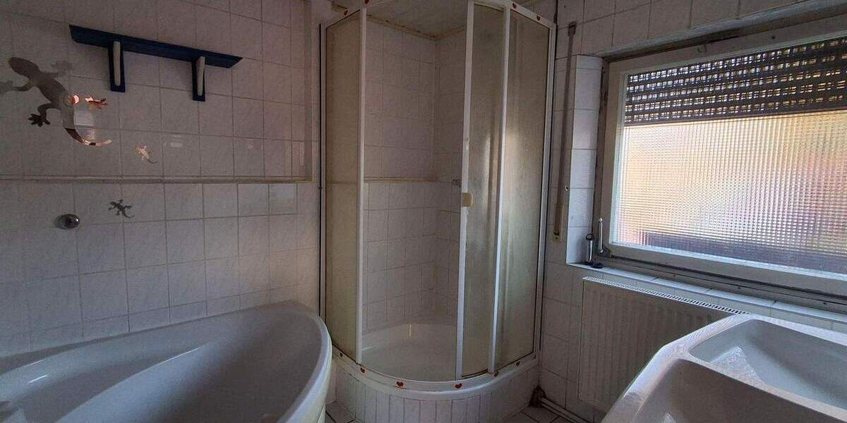 Einfamilienhaus Erlangen Stadtrandsiedlung - 3 Zimmer, 80 m&sup2;, 329.000&euro; | Angebot:25668873