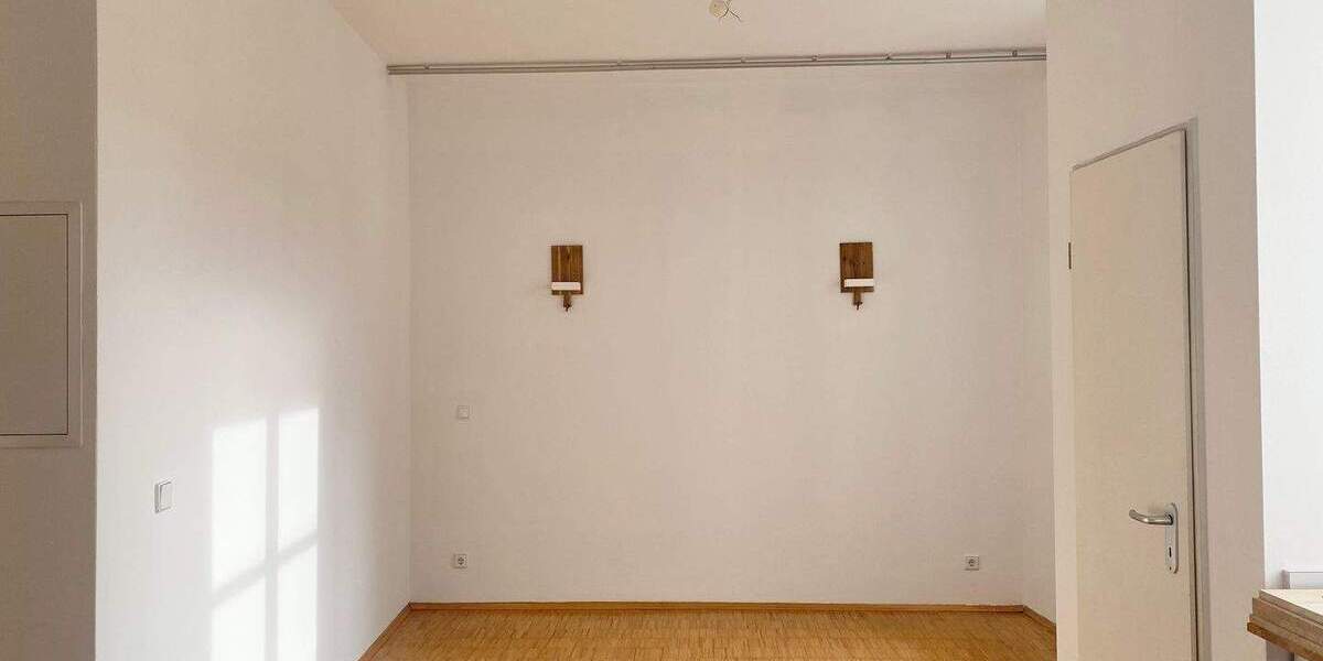 Etagenwohnung Nürnberg Rosenau - 2 Zimmer, 103 m&sup2;, 1.240&euro; | Angebot:25662816