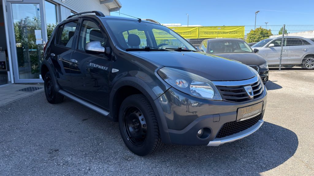 Dacia Sandero 129.975 km 3.333 &euro; Fürth 90763