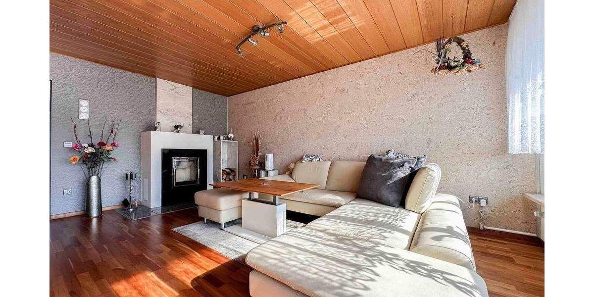 Einfamilienhaus Nürnberg Schweinau - 8 Zimmer, 589.000&euro; | Angebot:25654584