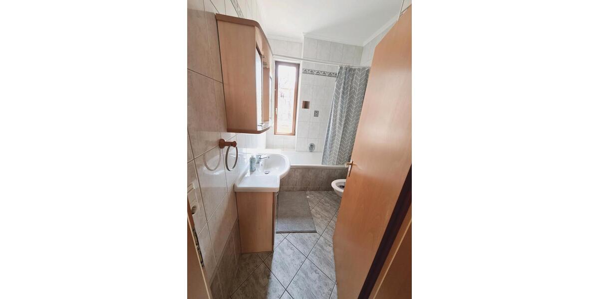 Etagenwohnung Nürnberg Sankt Leonhard - 3 Zimmer, 80 m&sup2;, 1.050&euro; | Angebot:26584564